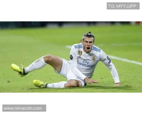 塞维利亚后卫坎普斯因伤缺席长达两个月：挑战与机遇并存