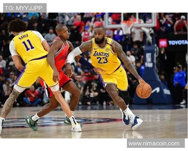 快船与湖人精彩对决录像回放分析及比赛亮点总结